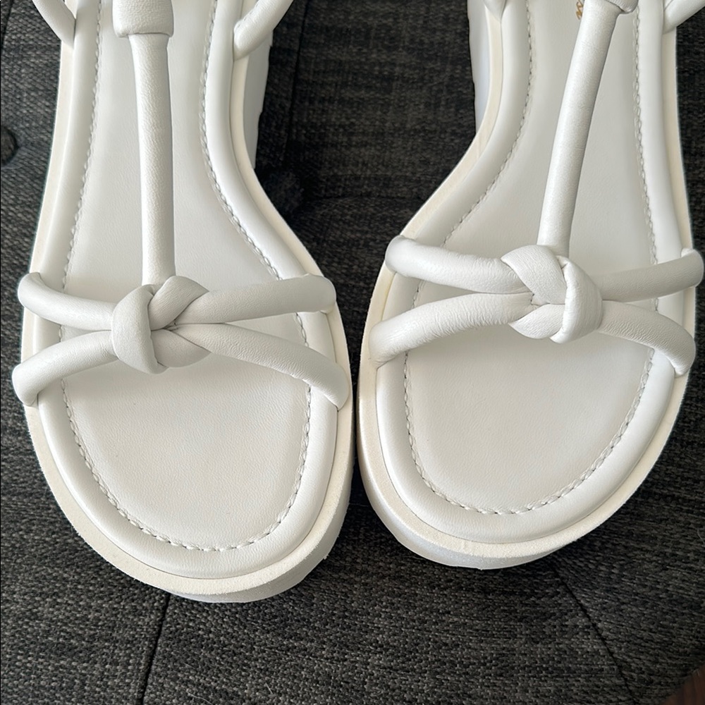 Gianvito Rossi White Platform Sandals with Ankle Strap - Picture 12 of 12